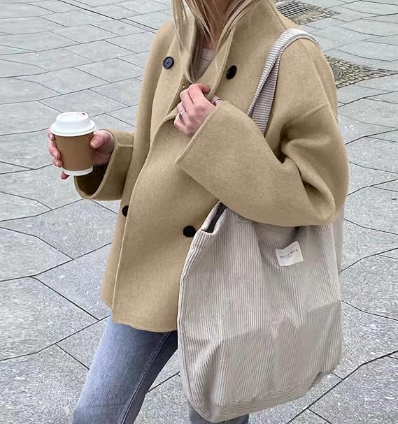Manteau à double boutonnage