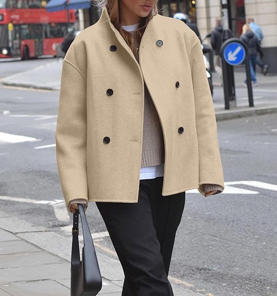 Manteau à double boutonnage