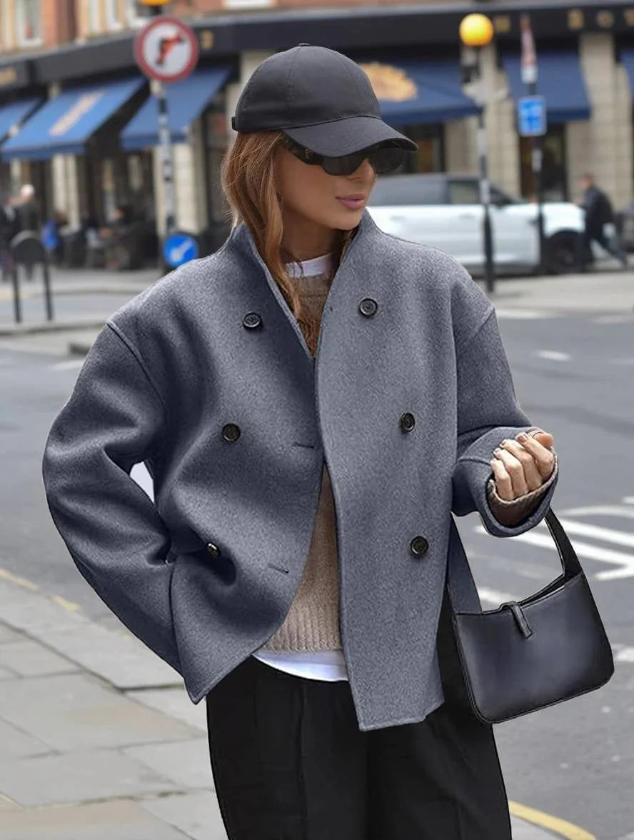 Manteau à double boutonnage