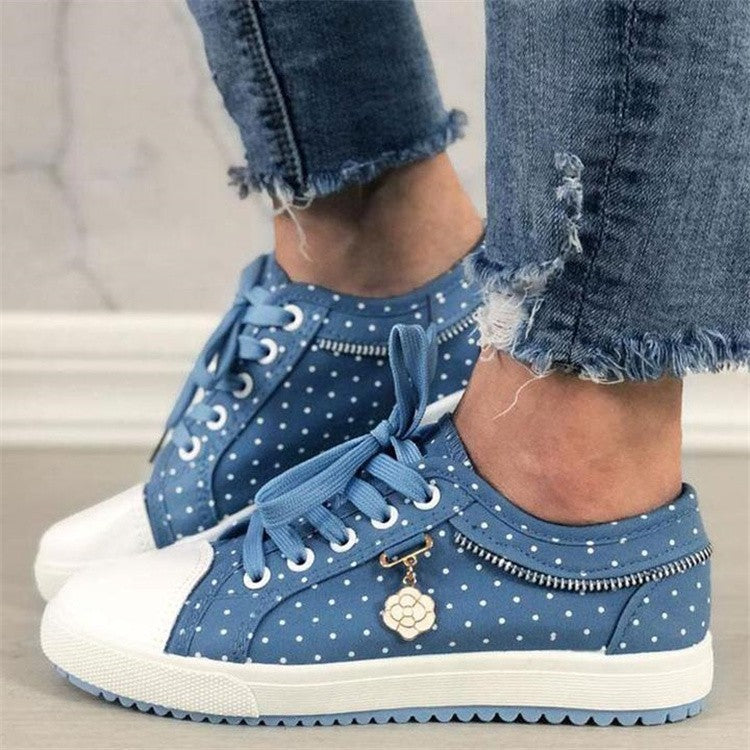 Chaussures plates à lacets en toile