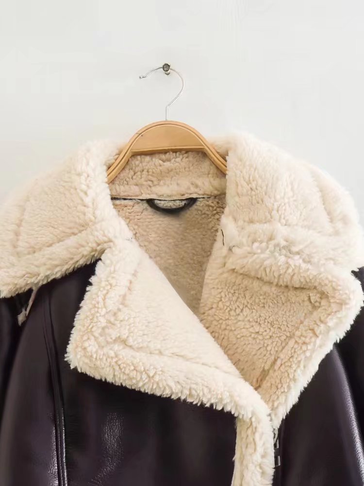Veste à revers court et manches longues