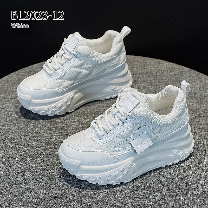 Chaussures à semelles épaisses