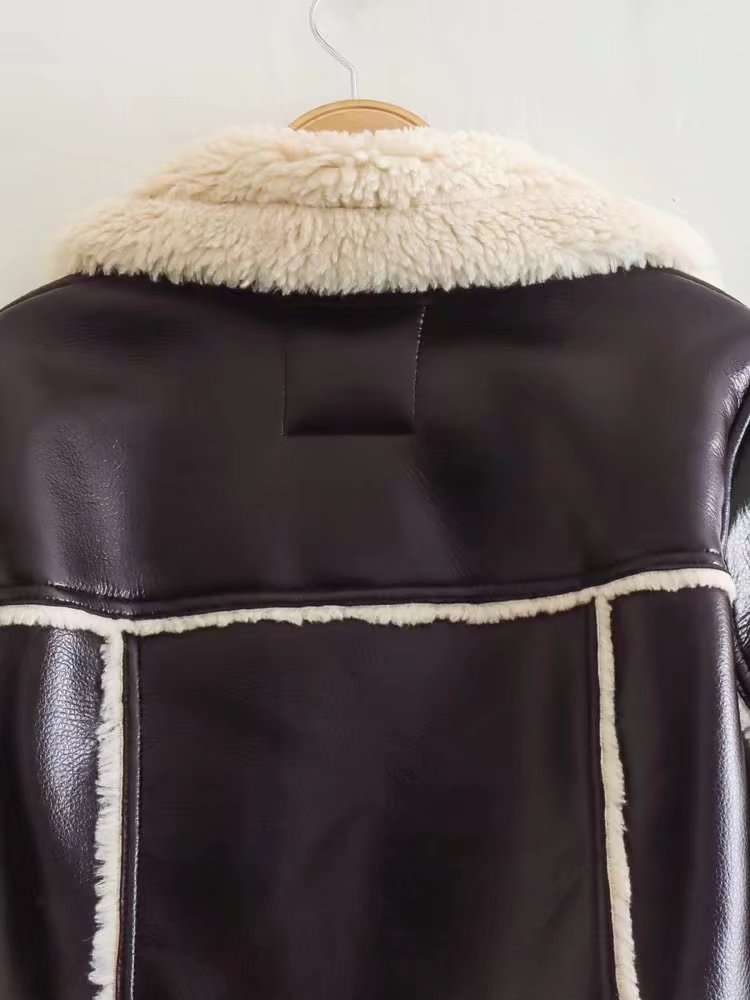 Veste à revers court et manches longues
