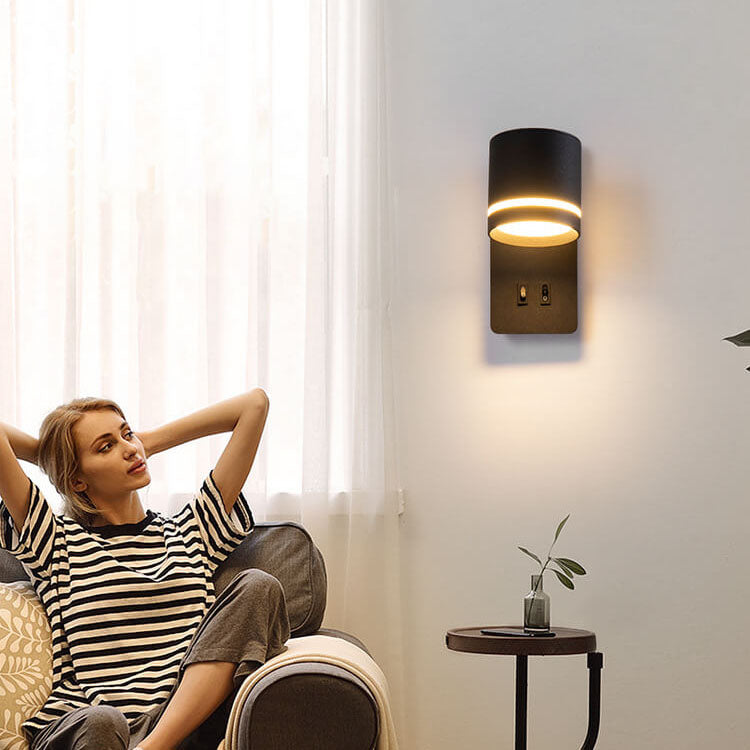 Justerbar LED-væglampe i jern, 15 W, sort eller hvid finish til stuen