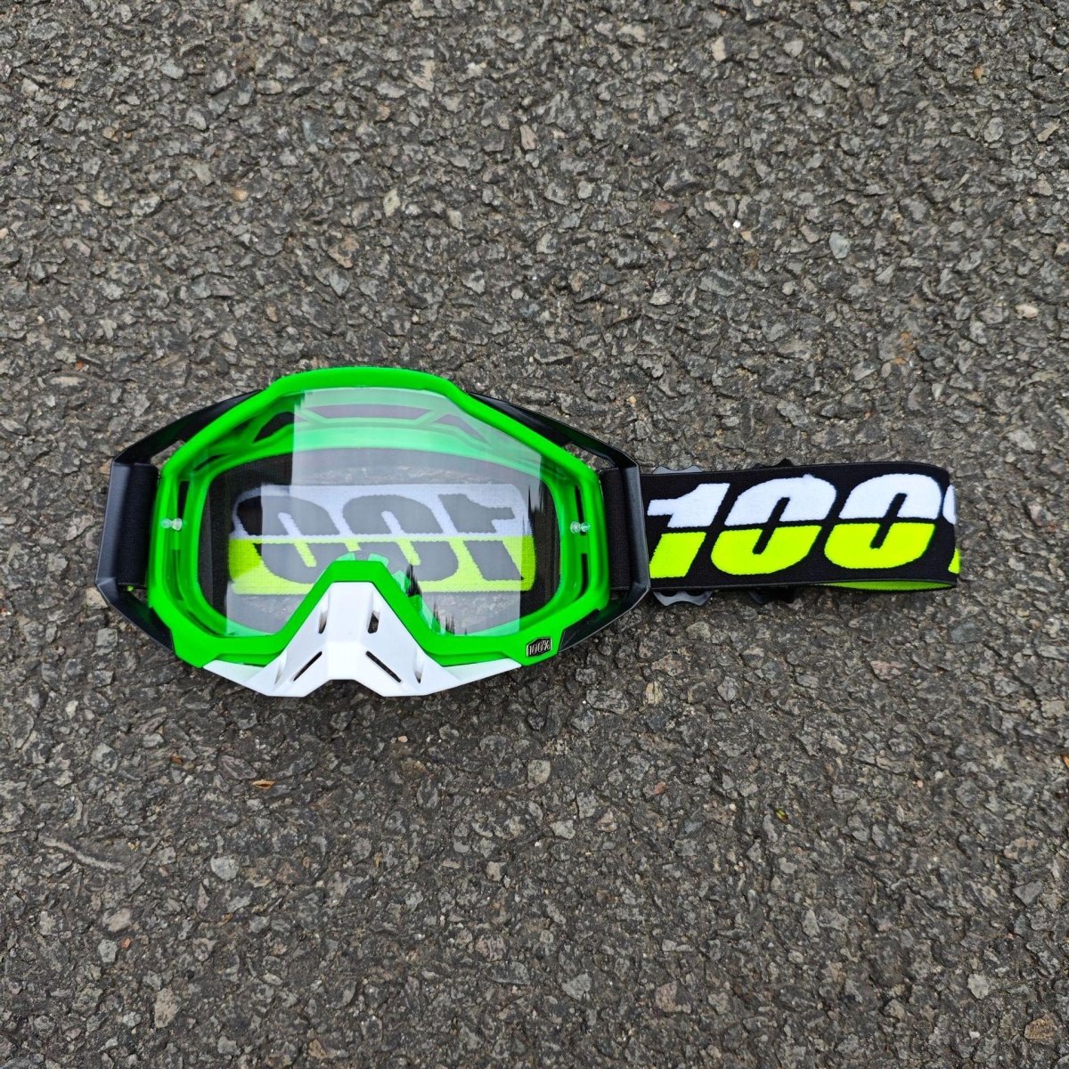 SwiftGoggles férfi sportnapszemüveg — könnyű, ütésálló keret, motocrosshoz és hegyikerékpározáshoz