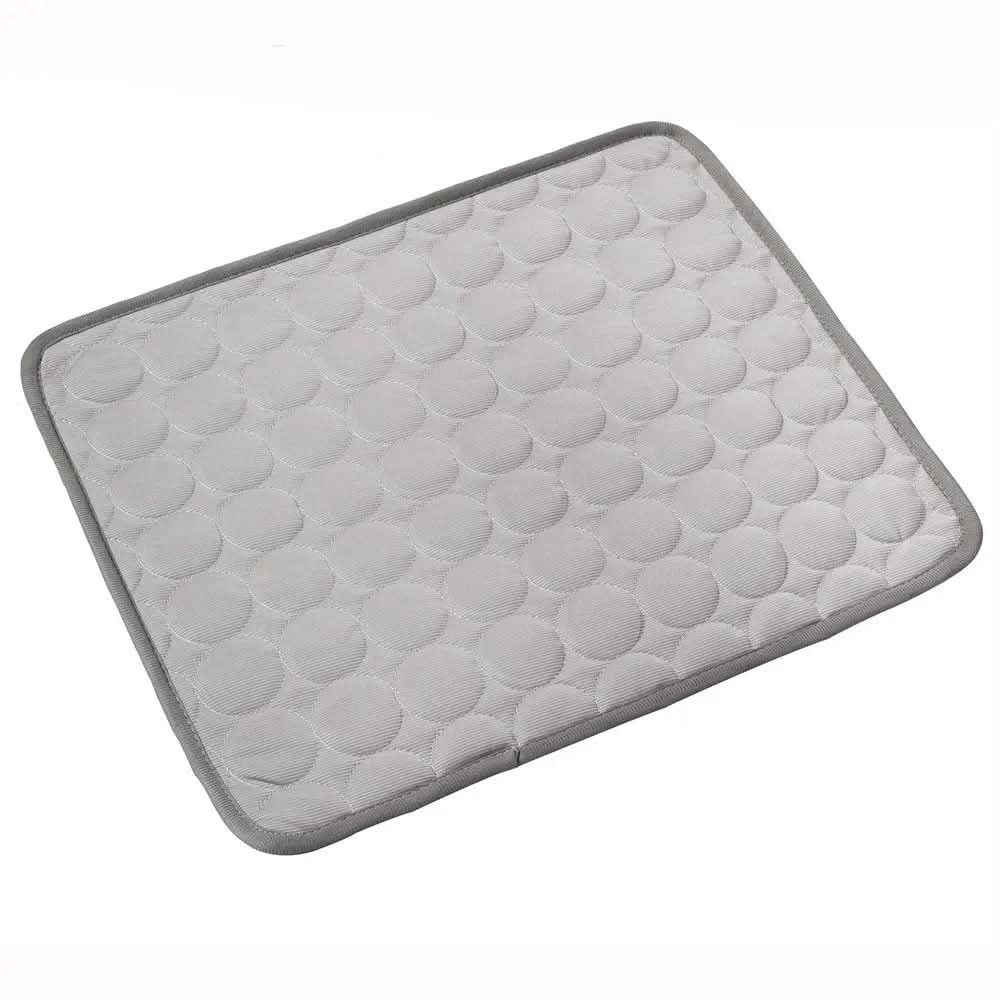 Tapis rafraîchissant pour animaux FROSTPAW — Modèle doux, respirant et léger