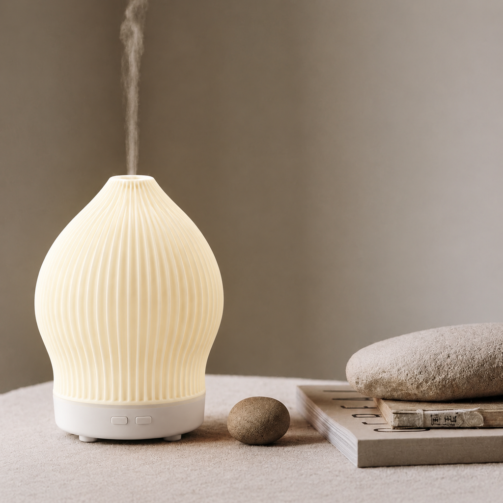Aromadiffuser i glas — inspireret af rosenkvarts, nanodugteknologi og stemningslys