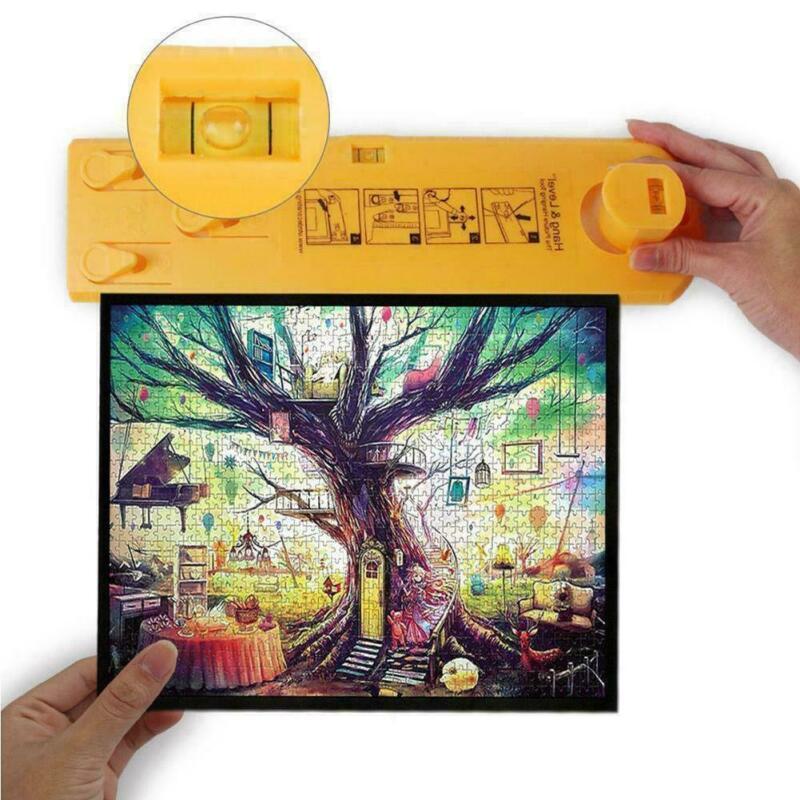 Frame Hanging Aid Tool With Level And Marking System For Precise Wall Alignment