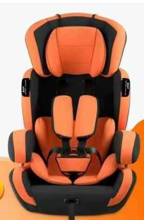 Adjustable Child Car Seat With Five-Point Harness In Black