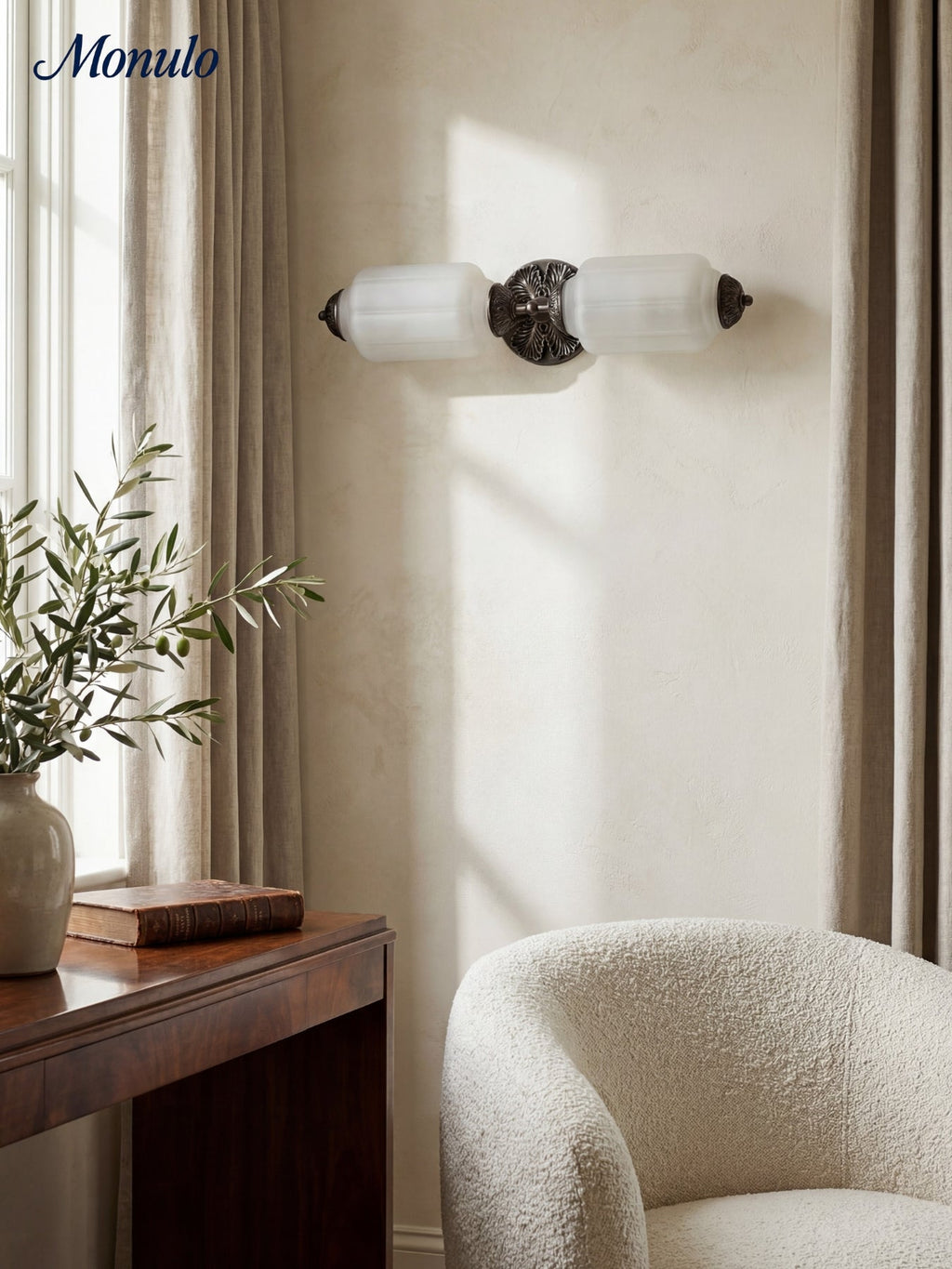 Eloise Vintage Glass Horizontal Wall Light For Living Room And Hallway