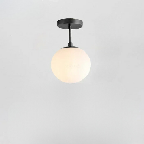 Aurora nordická stropní lampa se skleněnou koulí a zlatými akcenty, LED svítidlo pro domov