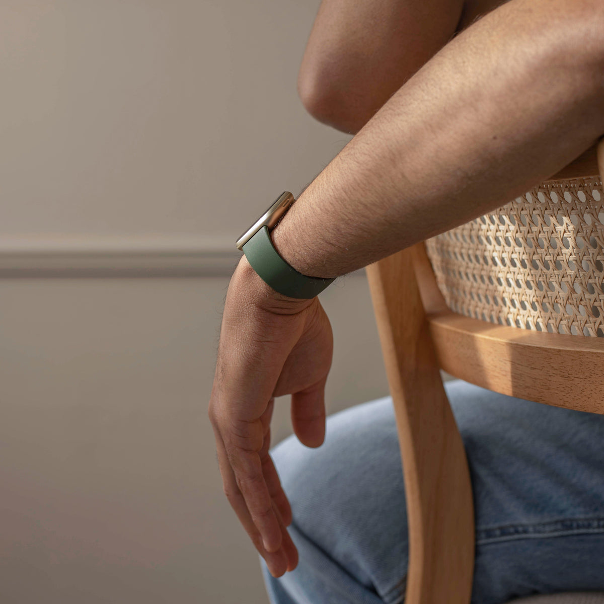 Klassisk silikonerem til Fitbit Versa 3, mørkegrøn