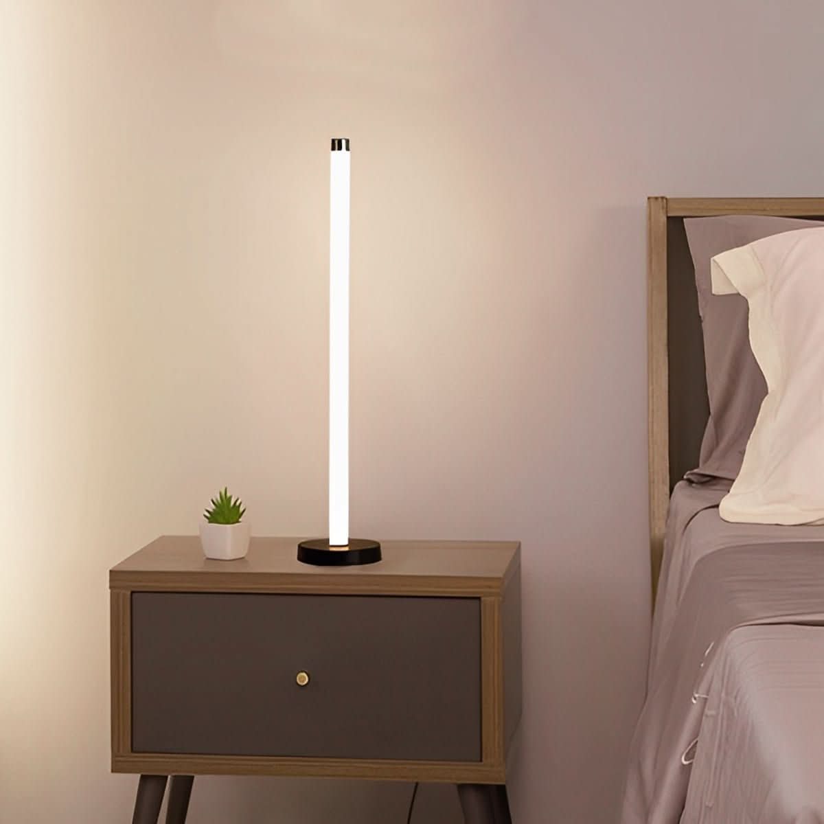مصباح أرضي LED بزاوية 360° من LUMIORBIT — توهج دائري كامل ونحيف للمساحات الداخلية الراقية