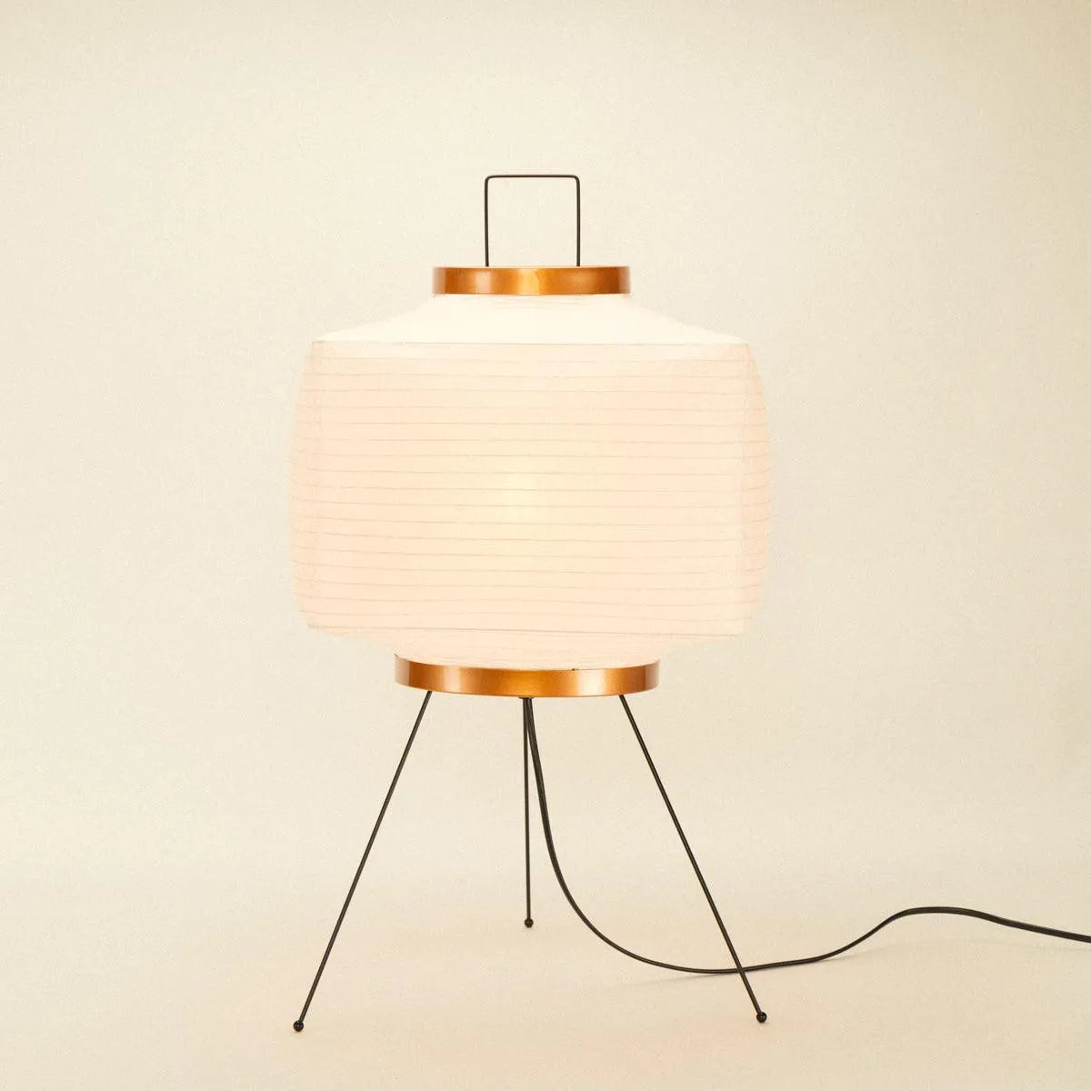 Stojací lampa Akari z rýžového papíru s geometrickým japonským designem, bílá