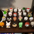 NIGHTMAREJOY 24 figurás Pocket Pops adventi naptár — hátborzongató karácsonyi visszaszámláló dekoráció