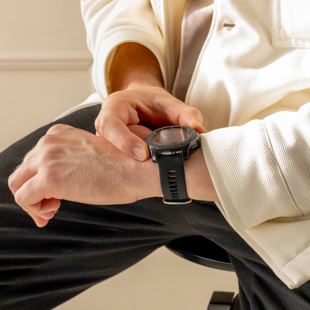 Black Silicone Replacement Strap for Garmin Venu 2
