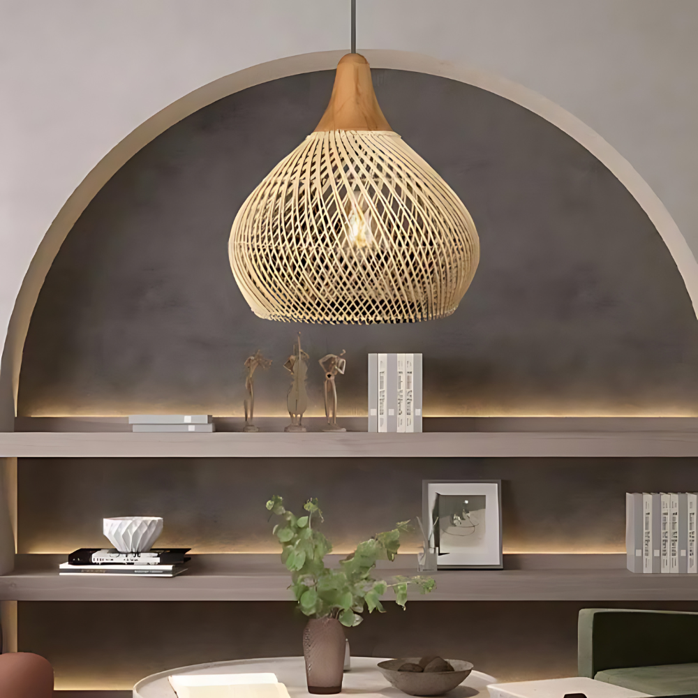 Kevara handgewebte Rattan-Pendelleuchte für Boho-Dekor, Deckenlampe und natürlicher Schirm