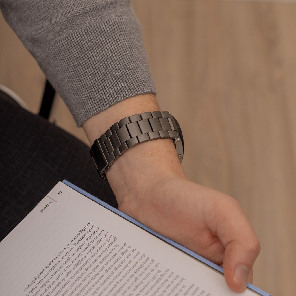 Titanium bandje voor Samsung Galaxy Watch 7 – 44 mm, grafiet