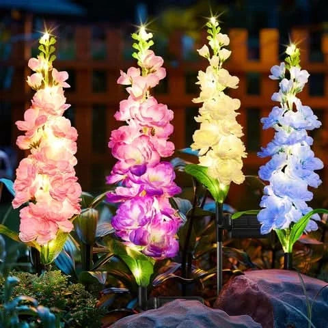 BLOOMLIVA Solar-Gartenleuchten mit Ritterspornmotiv — stimmungsvolle LED-Beleuchtung im Blumenstil