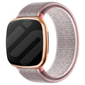 Fitbit Sense -älykellon harmaa ja vaaleanpunainen kaksivärinen nailonranneke — pehmeä kudos, tarrakiinnitys