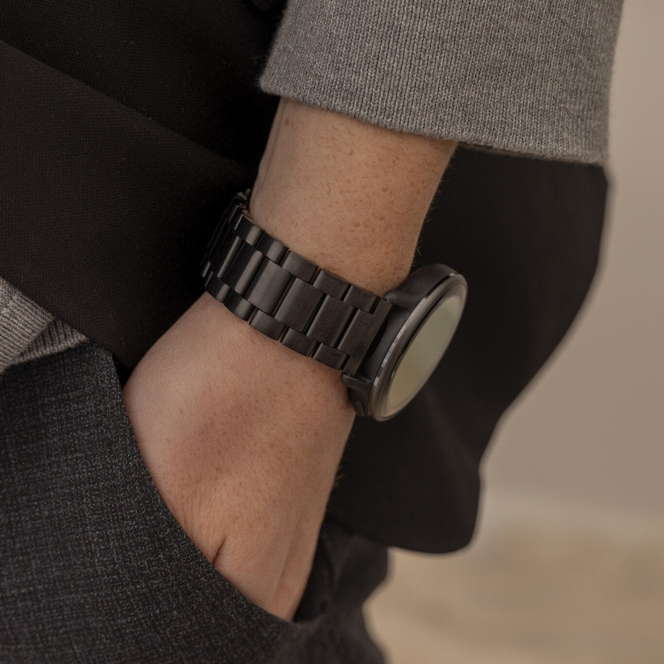 سوار Samsung Galaxy Watch 7 — 40mm من الفولاذ المقاوم للصدأ الأسود