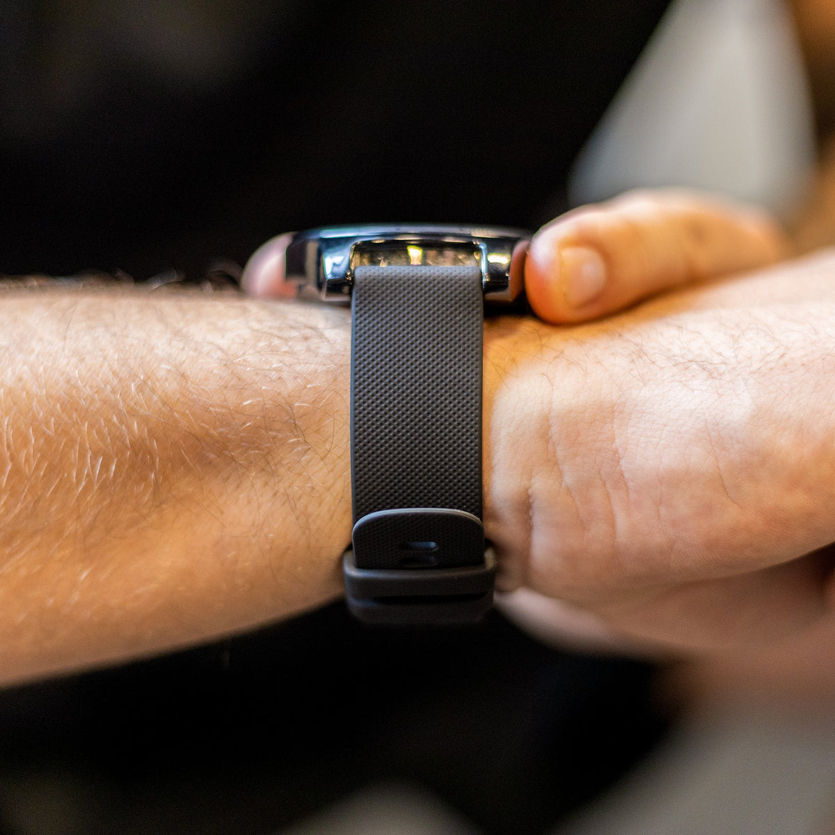 Samsung Galaxy Watch 46mm — Prémiový černý silikonový řemínek