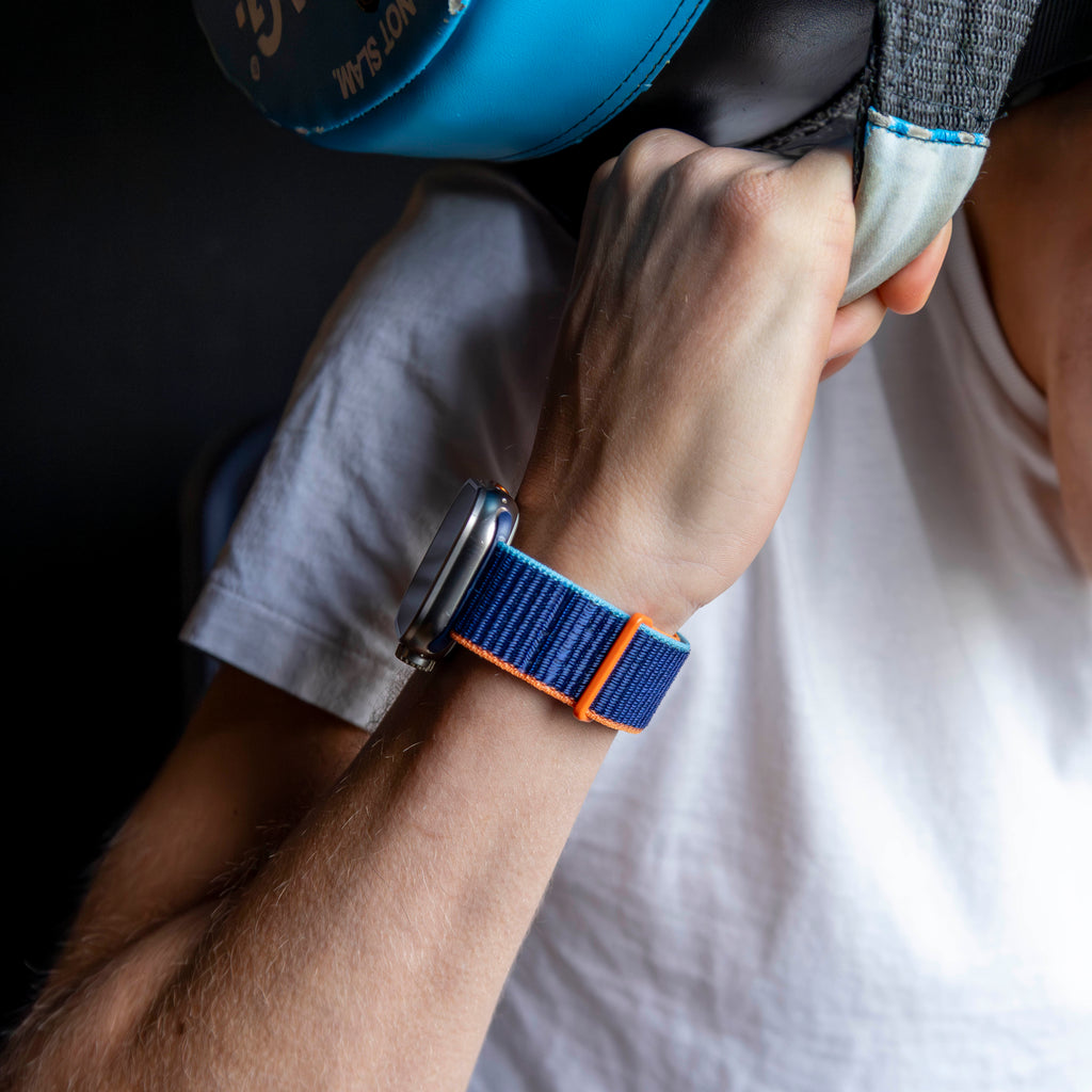 Klasszikus nejlon hurokpánt Apple Watchhoz – sötétkék