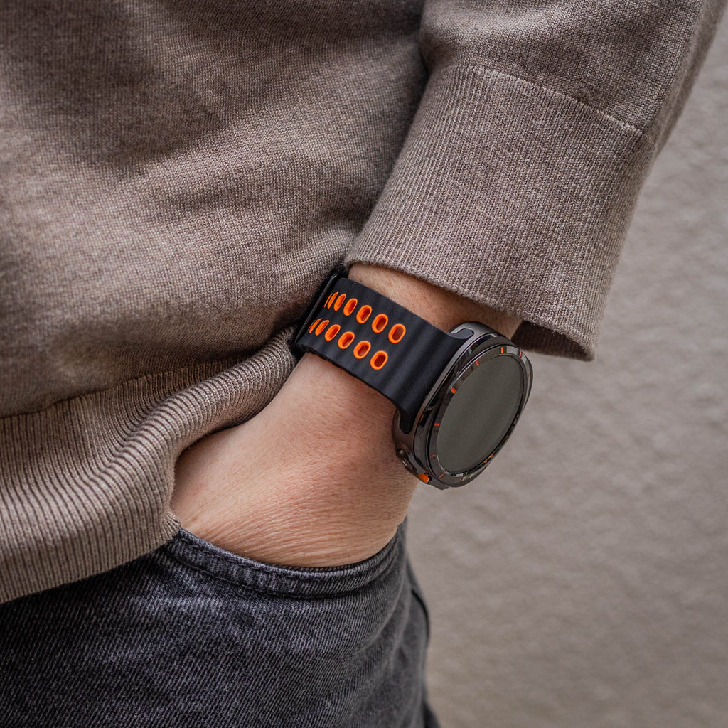 Wave Silicone Strap for Samsung Galaxy Watch Ultra — Black and Orange