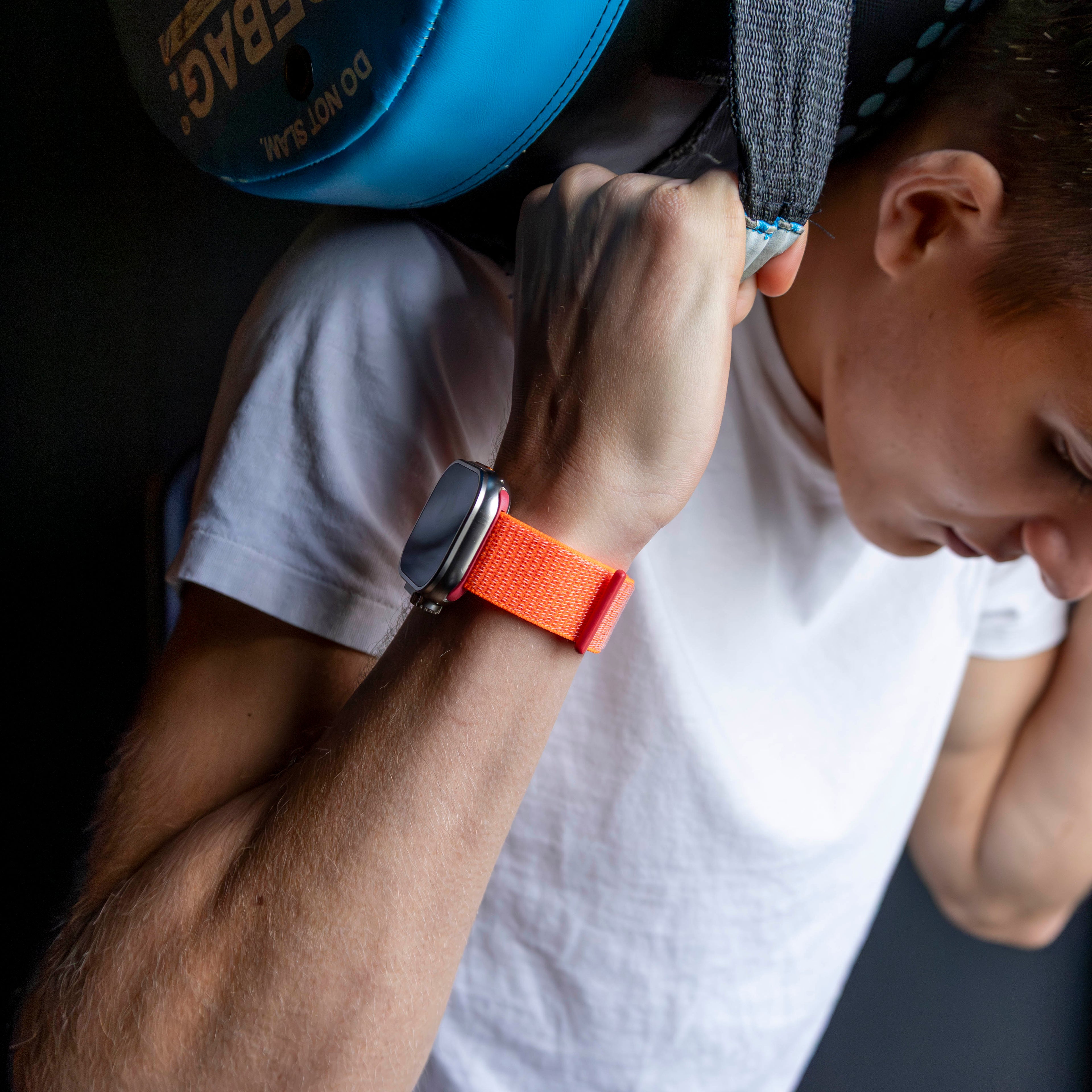 Orangefärgat vävt nylonarmband för Apple Watch