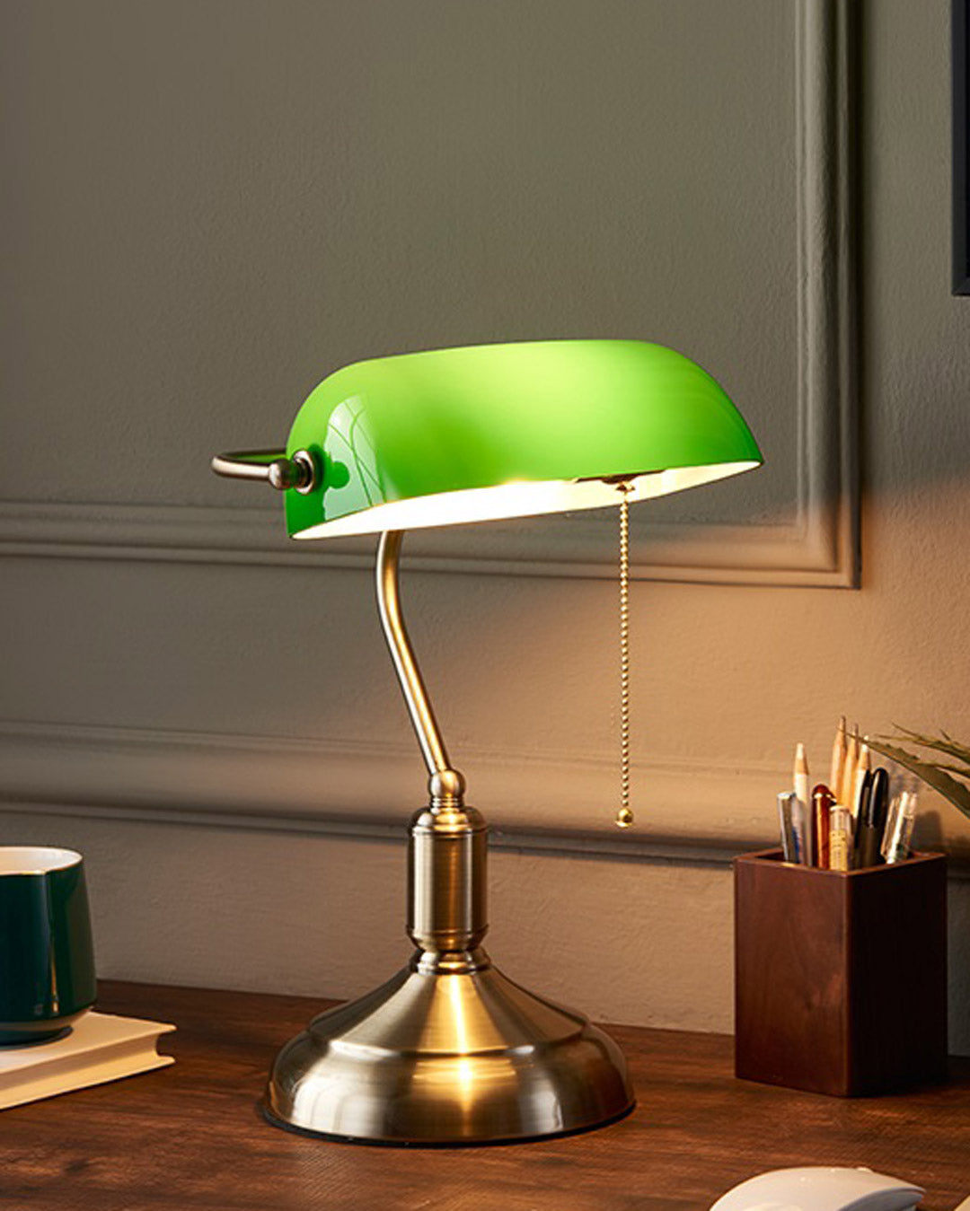 Banker Lamp Vintage Desk Lamp With Timeless Style For Living Spaces And Home Offices