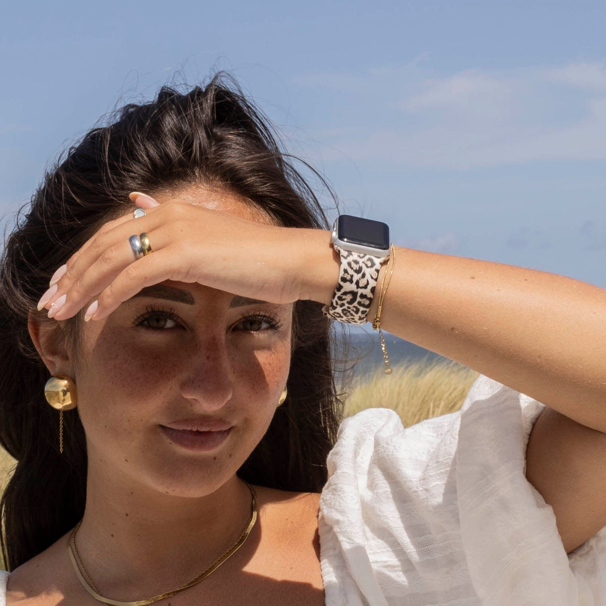 Řemínek Lucky Leopard pro Apple Watch — voděodolné pružné provedení
