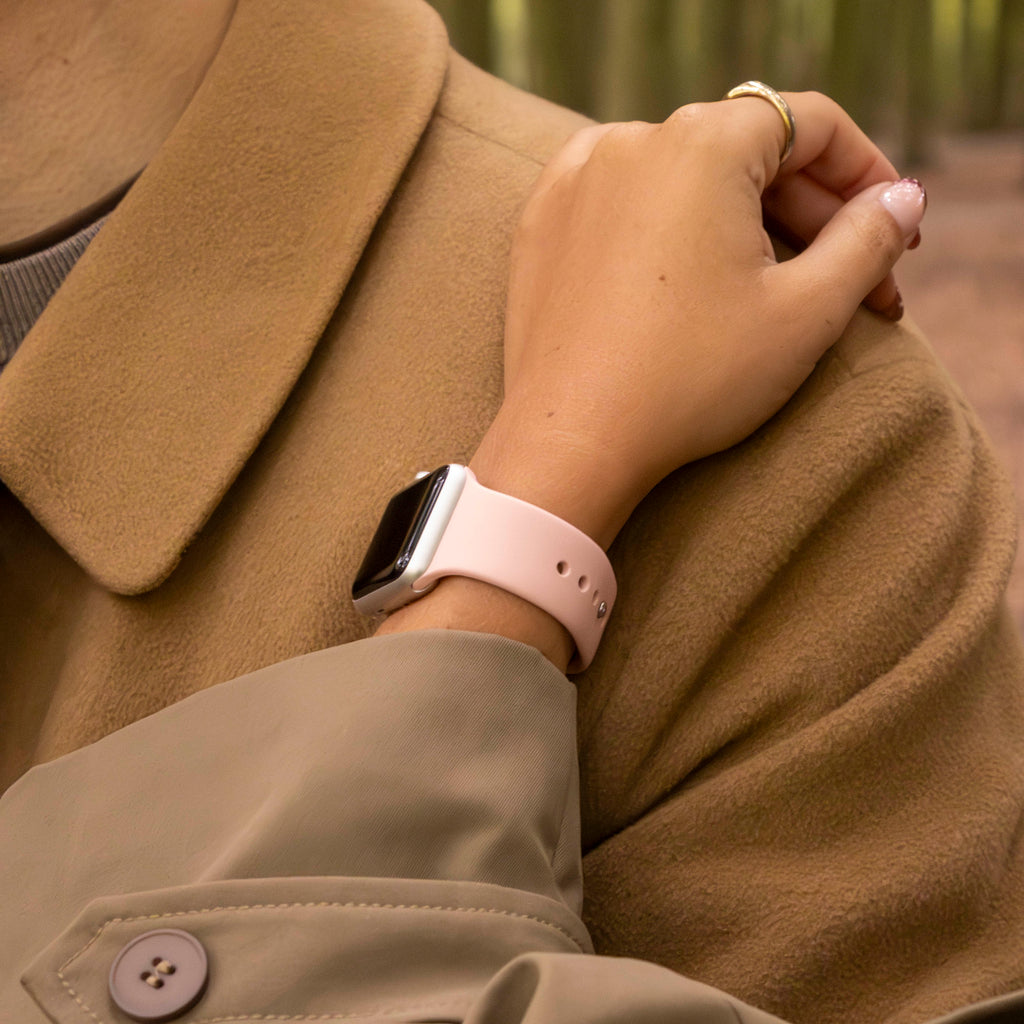 Curea din silicon compatibilă cu Apple Watch, roz pal