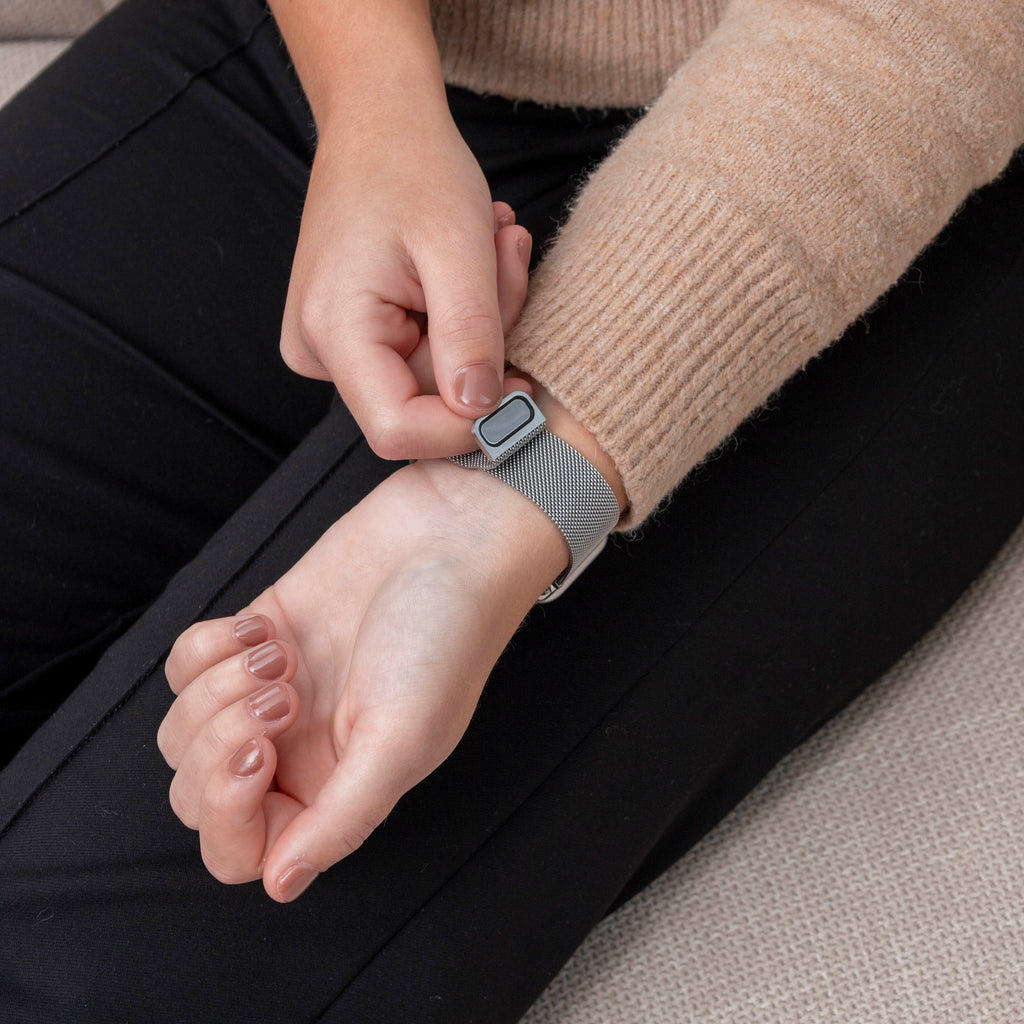 Silver Finish Edition Milanese Strap — Fitbit Inspire 3