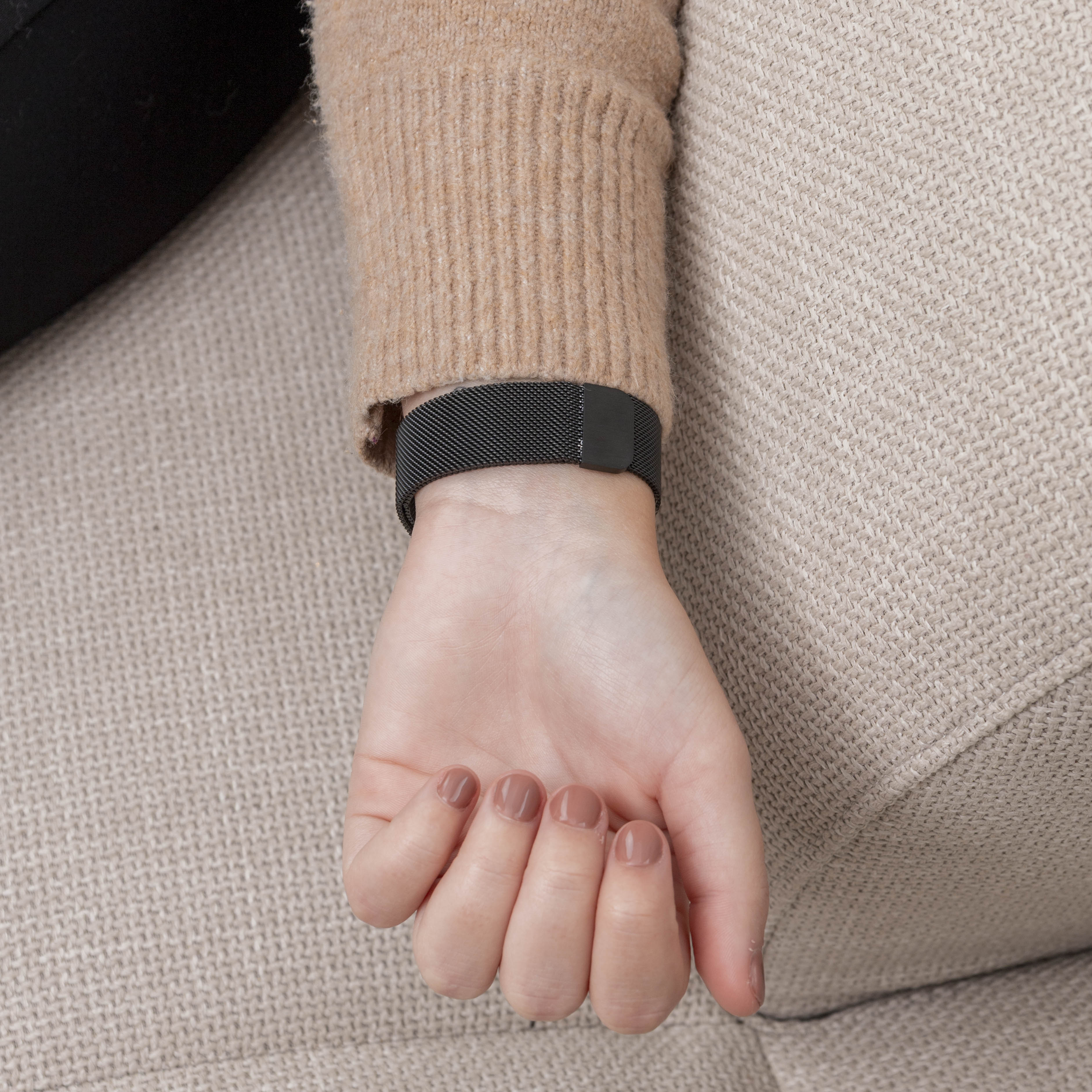 Zwarte Milanese armband voor Garmin Fenix 5 Plus en 6 Pro