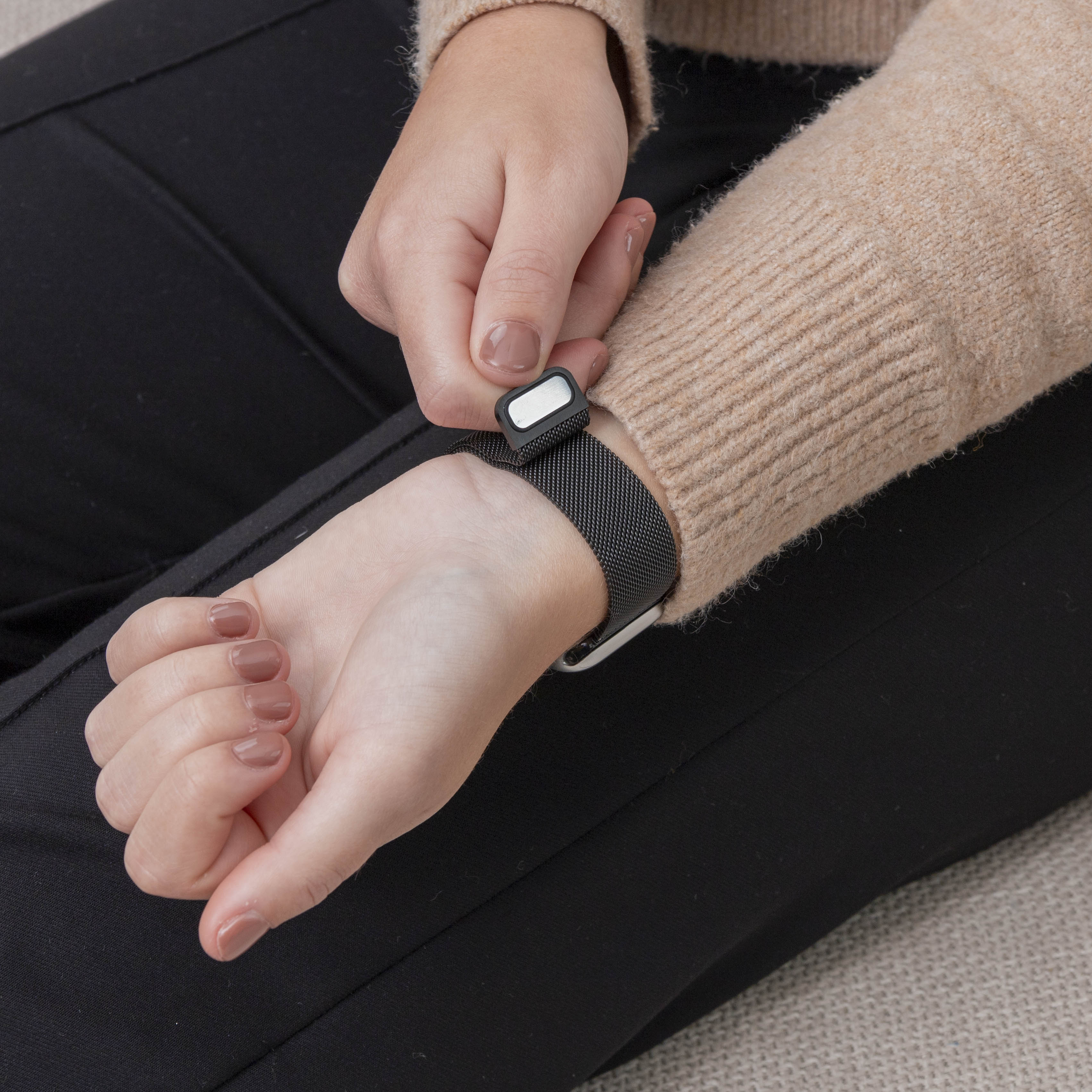 Zwarte Milanese armband voor Garmin Fenix 5 Plus en 6 Pro