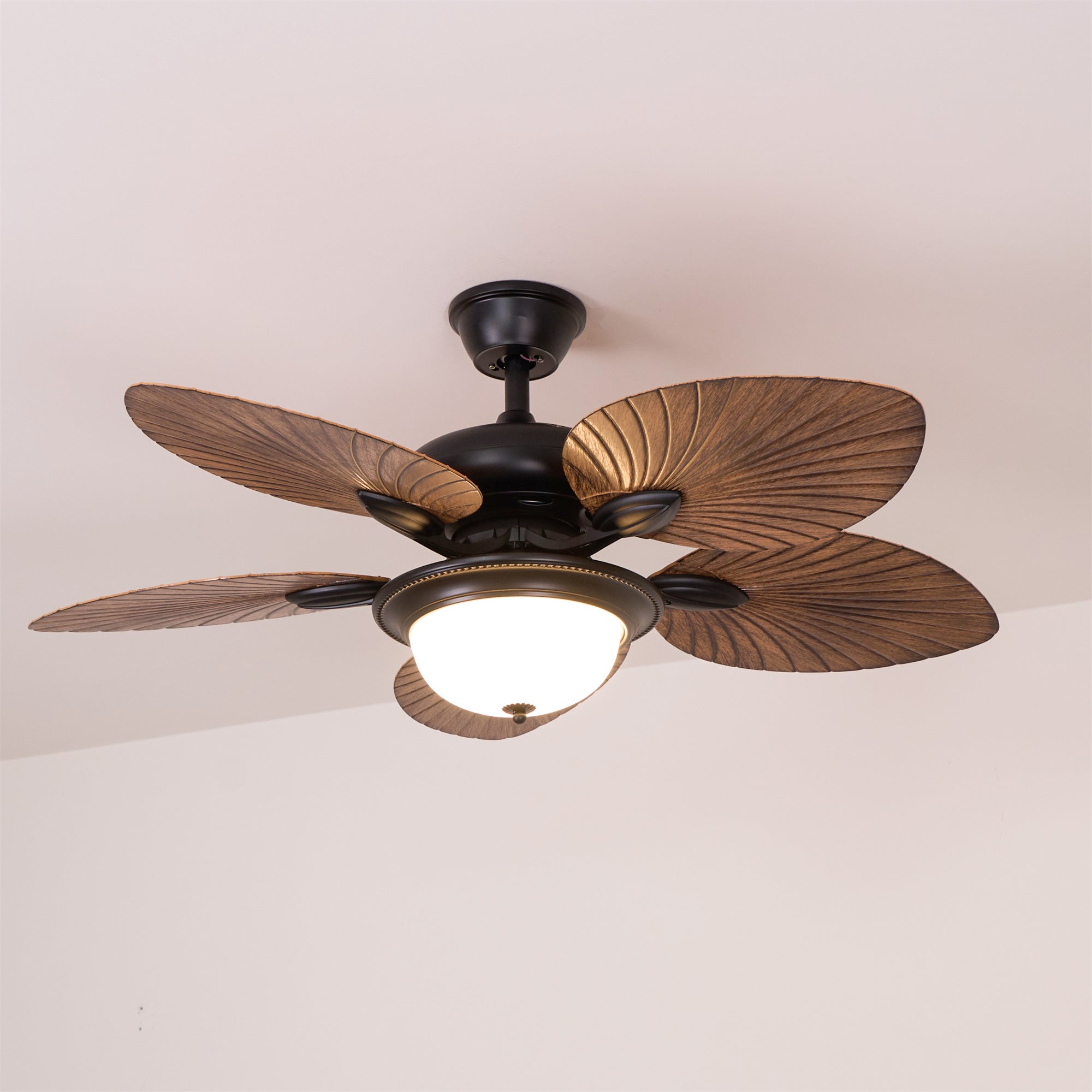 Tropical Wooden Ceiling Fan With Lighting And Six Speeds Remote Control