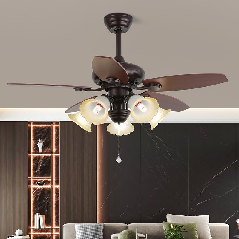 Vintage Ceiling Fan With Integrated Light And Classic Style