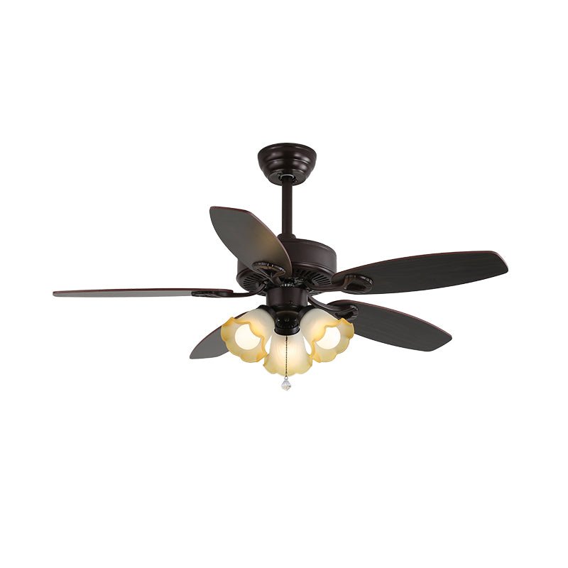 Vintage Ceiling Fan With Integrated Light And Classic Style