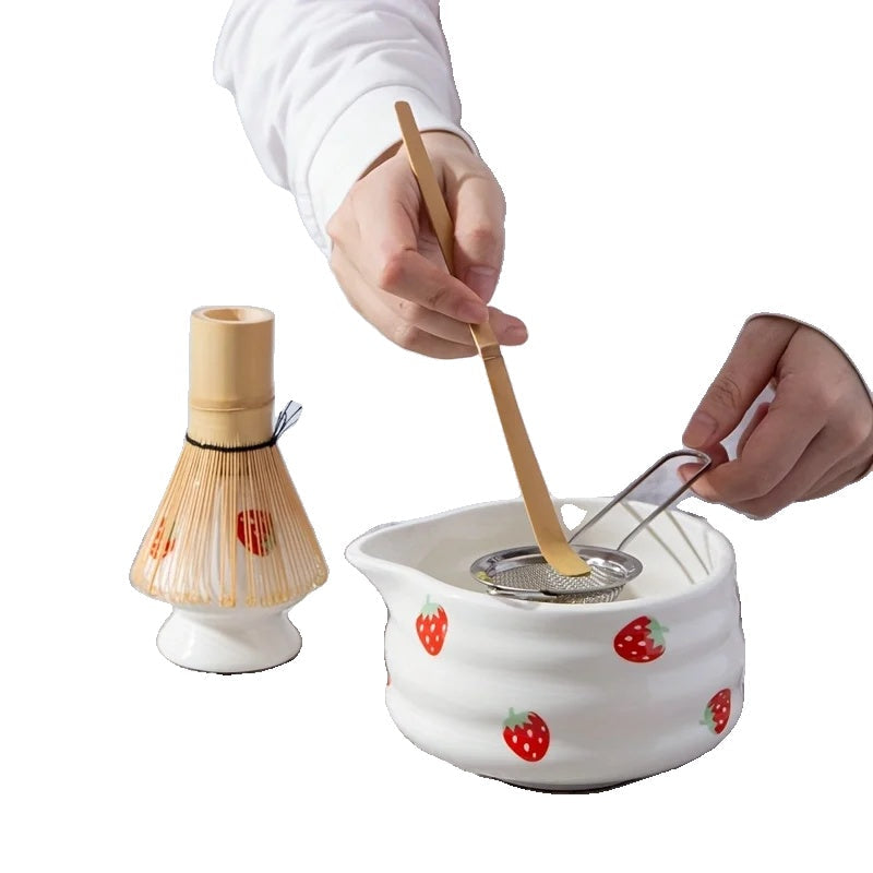 陶瓷抹茶碗套装 — 草莓图案