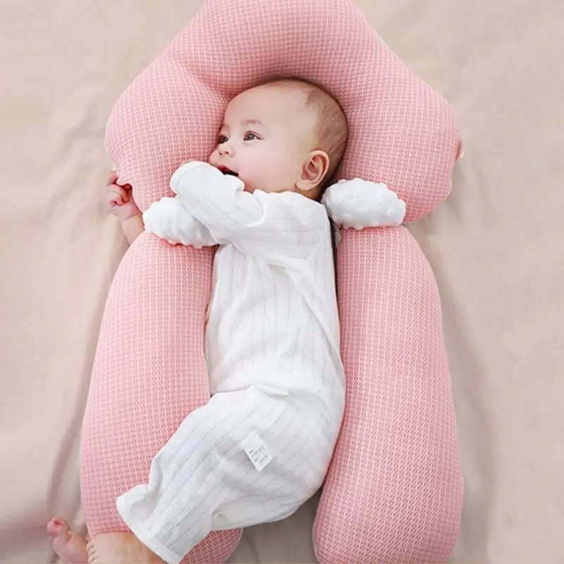 Nastavitelný ergonomický polštář ComfortNest pro spánek miminek — tvarovaná konstrukce, opora pro správnou polohu kojence