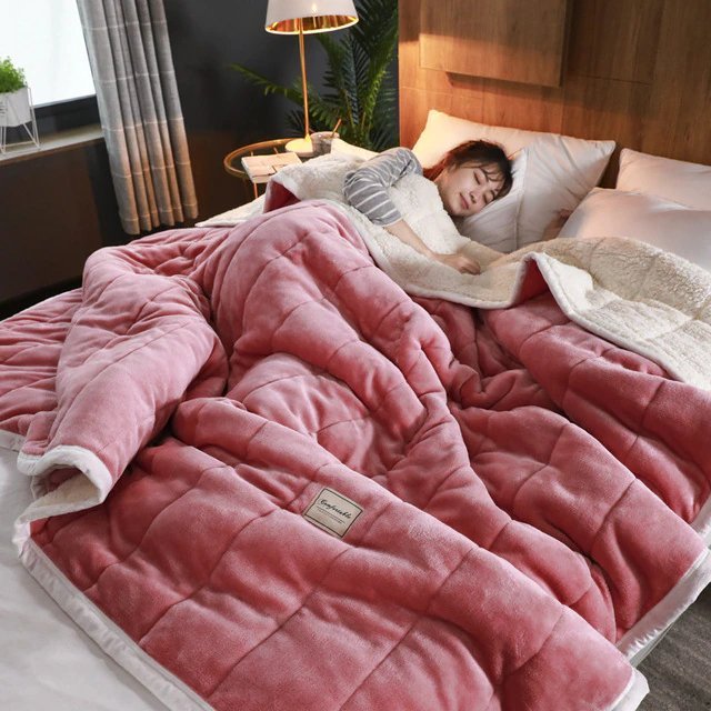 CozyWrap Plush Fleece Blanket — Velvet Fabric Surface & Cozy Warm Weave