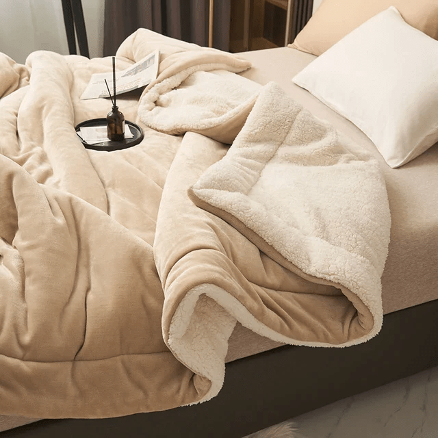 Cozy Haven-flanellteppe — Mykt stoff, hudvennlig overflate