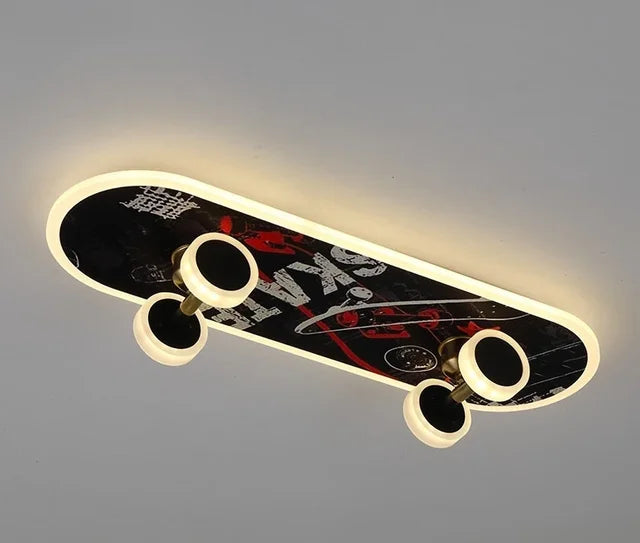 LED světla LumaDeck ve tvaru skateboardu v jasných barvách pro dětské pokoje, dekorace a hravé akcenty  