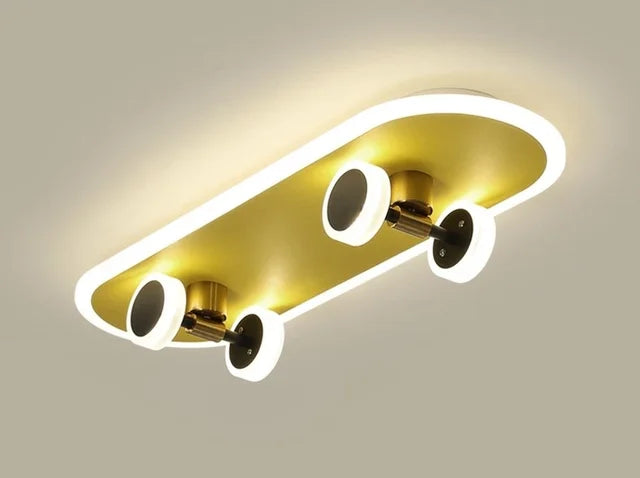LED světla LumaDeck ve tvaru skateboardu v jasných barvách pro dětské pokoje, dekorace a hravé akcenty  