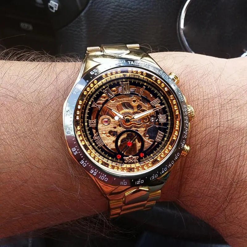 Aurora Luxe Mechanické hodinky — strojek poháněný pohybem, design se zlatavým leskem