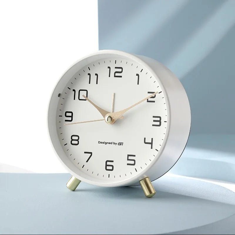 Scandinavian Quiet Table Clock — 12 x 11 cm Compact Desktop Timepiece