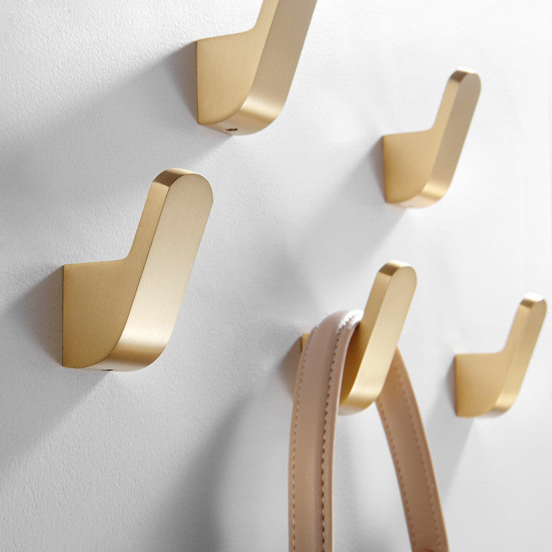 Moderne goldene Messing-Kleiderhaken — Elegante Wandbeschläge