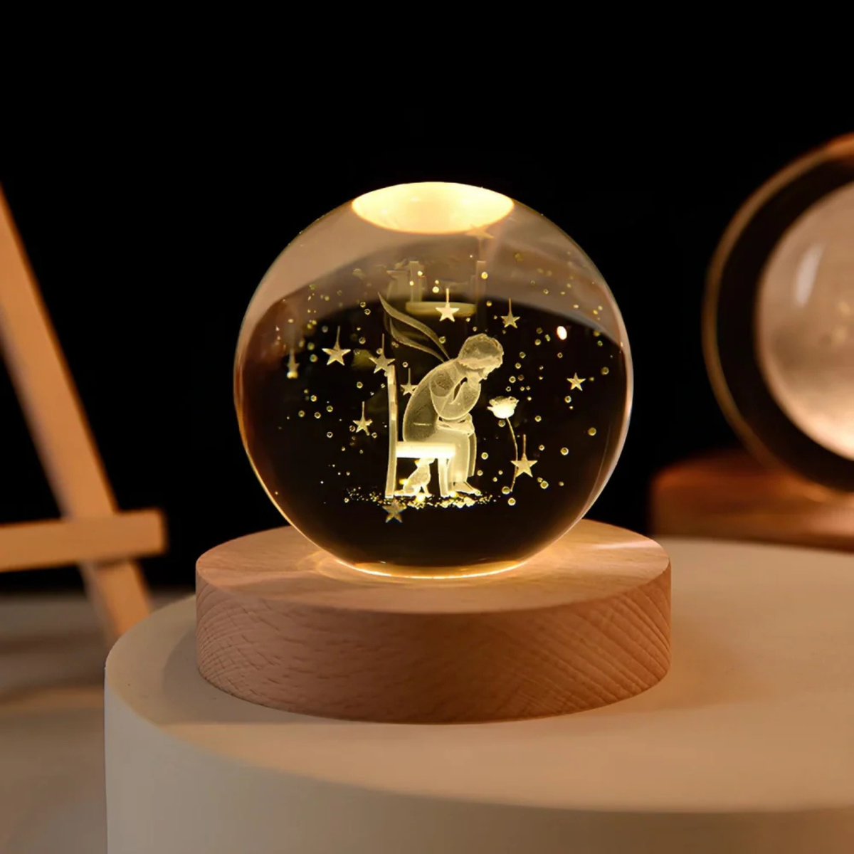 Crystal Ball Light — Transparent Sphere, Precision-Carved Interior Design, Warm White LEDs
