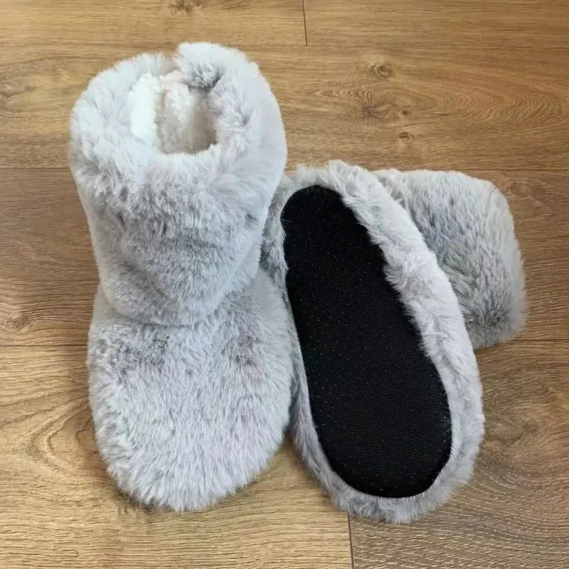 Plyšové zimní pantofle CozyNest — hřejivá vnitřní podšívka, měkká odpružená podrážka