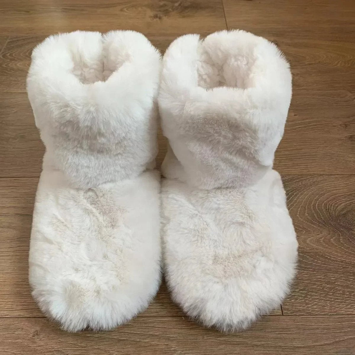 Plyšové zimní pantofle CozyNest — hřejivá vnitřní podšívka, měkká odpružená podrážka